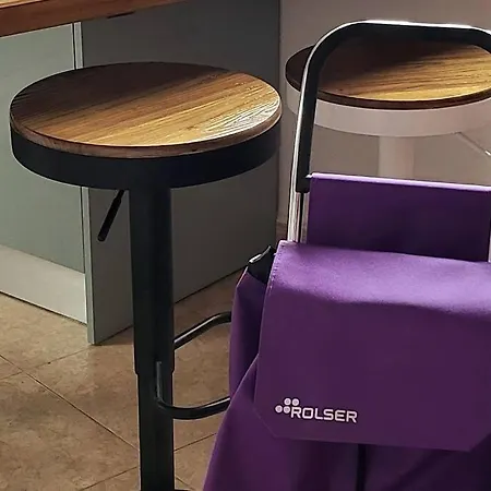 Vintage & Deluxe Apartment *